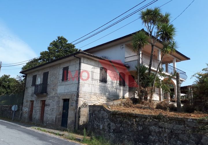 Villa i Arcos de Valdevez, Viana do Castelo, Arcos de Valdevez - € 275.000 | Ref: AVV-2068-RR-0822 - foto 1