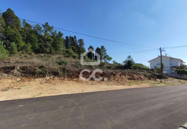 Helårsgrund i Coimbra, Coimbra, Coimbra - € 80.000 | Ref: 385/T/00393 - foto 1