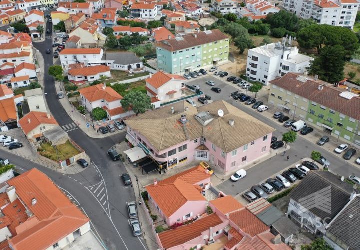 Erhvervsejendom i Alcabideche, Lisbon, Alcabideche - € 400.000 | Ref: BOT_888 (2) - foto 1
