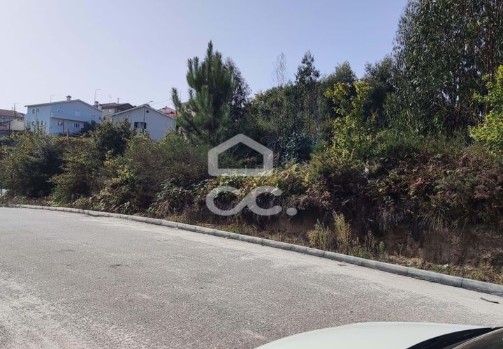 Helårsgrund i Lousada, Porto, Lousada - € 460.000 | Ref: 365/T/02459 - foto 1