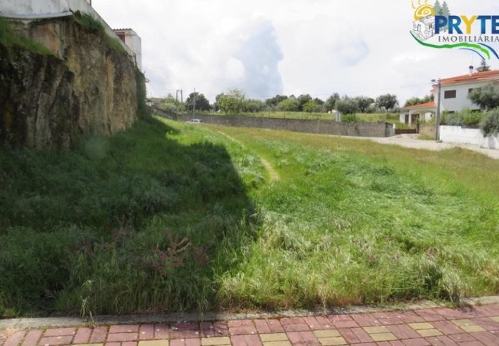 Helårsgrund i Serta, Castelo Branco, Serta - € 165.000 | Ref: AA38 - foto 1