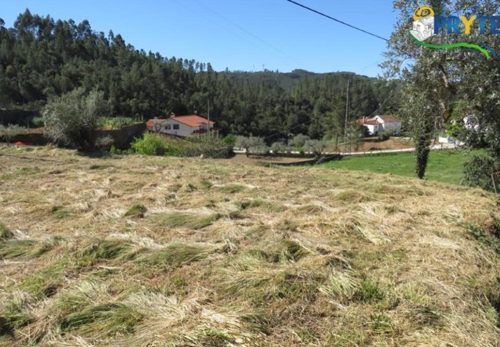Helårsgrund i Serta, Castelo Branco, Serta - € 120.000 | Ref: MG51 - foto 1