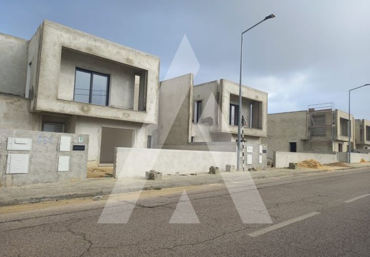 Villa in Corroios, Setubal, Corroios - € 695.000 | Ref: 1210404C/22SX - foto 1