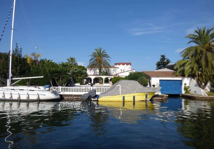 Villa i Empuriabrava, Gerona, Empuriabrava - € 2.495.000 | Ref: 111091 - foto 1