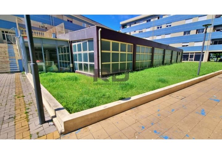Erhvervsejendom i Trofa, Porto, Trofa - € 235.000 | Ref: RO1329 - foto 1