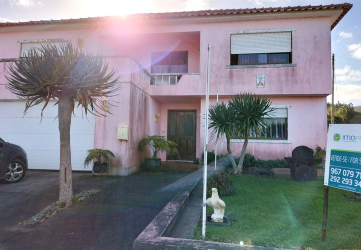 Byhus i Horta, Faial, Horta - € 265.000 | Ref: 969 - foto 1
