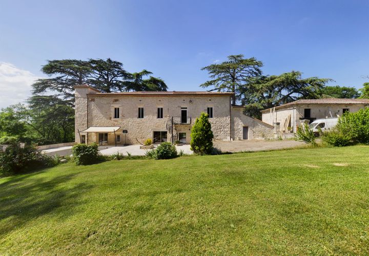 Villa a Agen, Lot-et-Garonne, Agen - € 1.732.500 | Ref: BVI64379 - foto 1