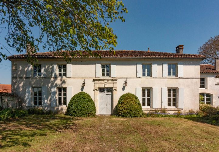 Villa a Segonzac, Charente, Segonzac - € 498.200 | Ref: BVI64350 - foto 1