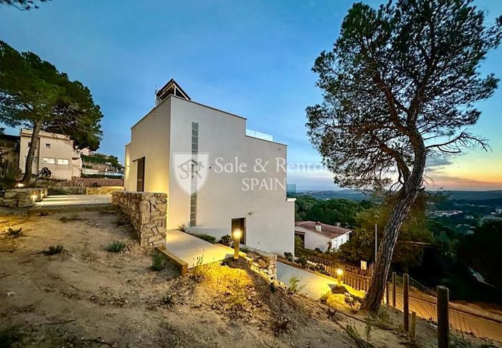 Villa a Lloret De Mar, Gerona, Lloret De Mar - € 869.500 | Ref: 2155 - foto 1
