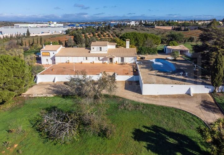 Villa a Guia, Faro, Guia - € 1.100.000 | Ref: STC2493 - foto 1