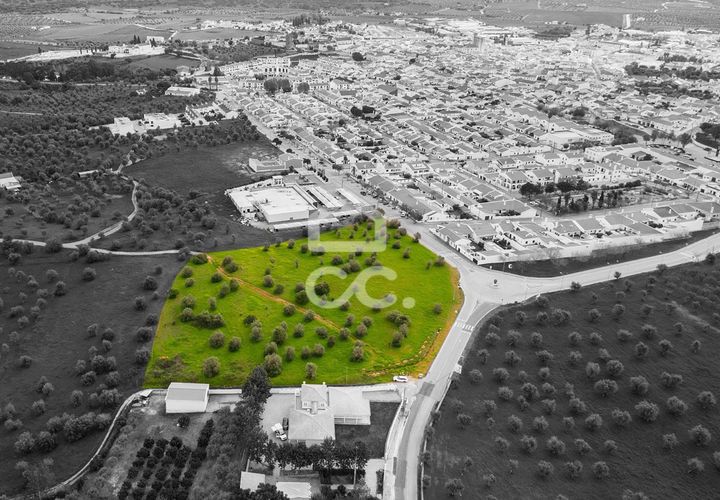 Helårsgrund i Redondo, Evora, Redondo - € 1.200.000 | Ref: 318/T/03048 - foto 1