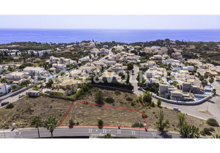 Helårsgrund i Albufeira, Faro, Albufeira - € 600.000 | Ref: W-02QC8A - foto 1