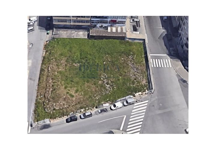 Helårsgrund i Oliveira do Douro, Porto, Oliveira do Douro - € 450.000 | Ref: T-00453 - foto 1