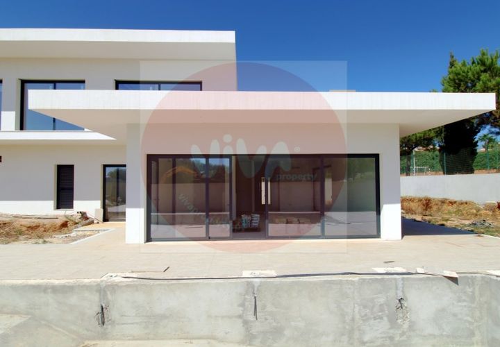 Villa i Carvoeiro, Faro, Carvoeiro - € 1.500.000 | Ref: V4-220927 - foto 1