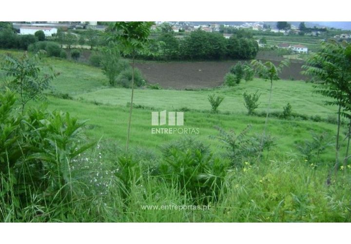 Helårsgrund i Amarante, Porto, Amarante - € 100.000 | Ref: MC03318 - foto 1
