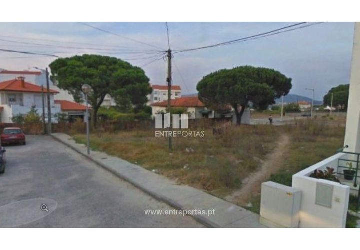 Helårsgrund i Darque, Viana do Castelo, Darque - € 80.000 | Ref: VCC09443 - foto 1