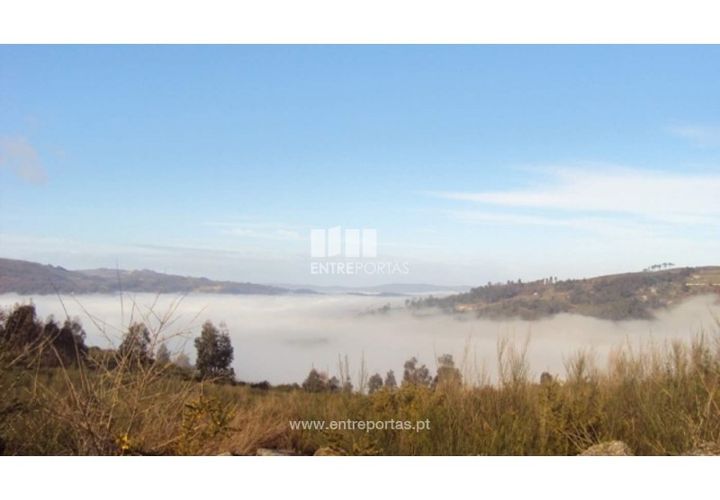 Helårsgrund i Ancede e Ribadouro, Porto, Ancede e Ribadouro - € 57.000 | Ref: MC04590 - foto 1