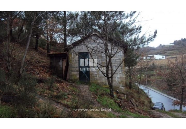 Helårsgrund i Ancede e Ribadouro, Porto, Ancede e Ribadouro - € 66.000 | Ref: MC07695 - foto 1