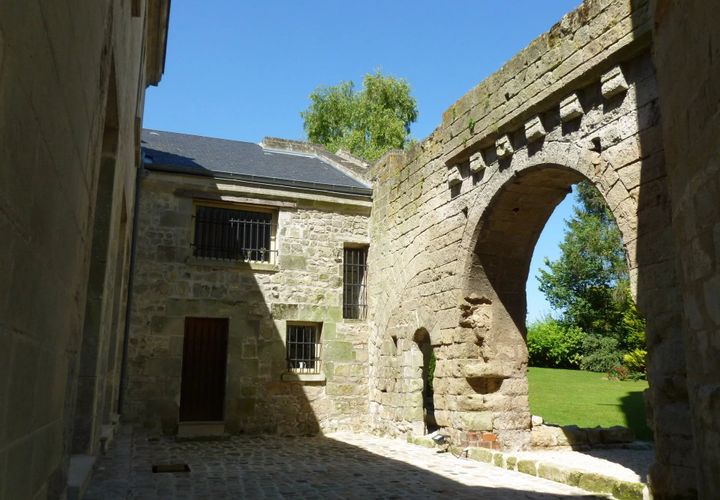 Landejendom i Soissons, Aisne, Soissons - € 1.995.000 | Ref: JEROMBS 2023 - foto 1