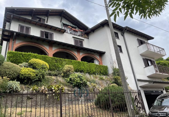 Villa i Como, Como, Como - € 395.000 | Ref: 7299931 - foto 1