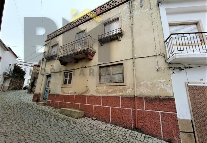 Villa i Escalos de Cima e Lousa, Castelo Branco, Escalos de Cima e Lousa - € 76.000 | Ref: 4438 - foto 1