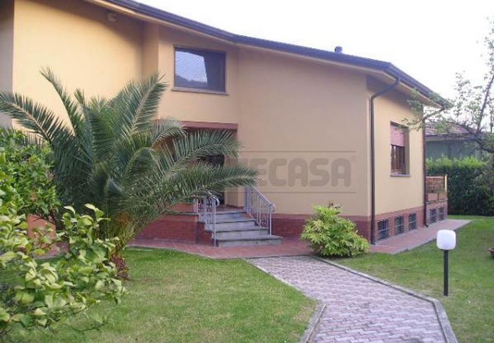 Villa i Massarosa, Lucca, Massarosa - € 550.000 | Ref: F45 - foto 1