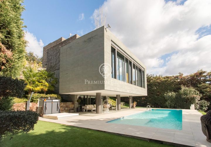 Villa a Alella, Barcelona, Alella - € 2.499.000 | Ref: PH102301/3699 - foto 1