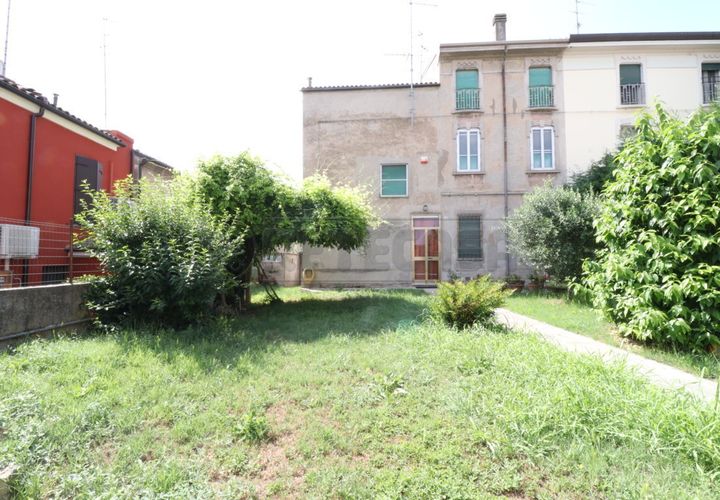 Villa a Bondeno, Ferrara, Bondeno - € 80.000 | Ref: VBO185 - foto 1