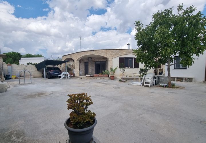 Villa a Sava, Taranto, Sava - € 185.000 | Ref: 4120 - foto 1