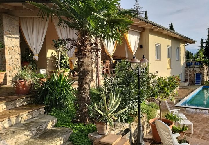 Villa a Corciano, Perugia, Corciano - € 675.000 | Ref: PG1159 - foto 1