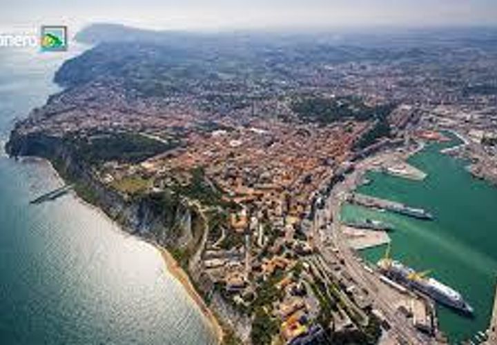 Erhvervsejendom i Ancona, Ancona, Ancona - € 700.000 | Ref: 4071 - foto 1