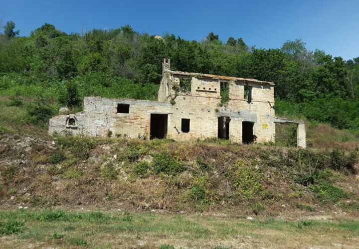 Villa a Carassai, Ascoli Piceno, Carassai - € 70.000 | Ref: 5554 - foto 1
