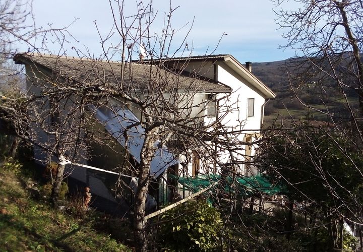 Byhus i Albareto, Parma, Albareto - € 75.000 | Ref: 2830 - foto 1