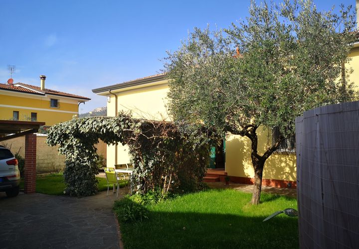 Byhus i Carrara, Massa and Carrara, Carrara - € 320.000 | Ref: 2849 - foto 1