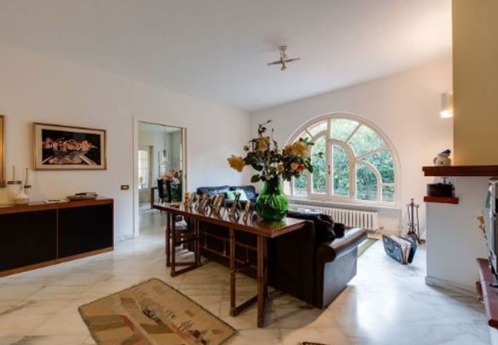 Villa a Carrara, Massa and Carrara, Carrara - € 800.000 | Ref: 3066 - foto 1
