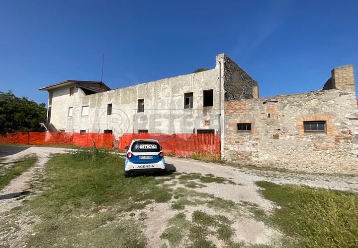 Villa a Palmanova, Udine, Palmanova - € 55.000 | Ref: D-910 - foto 1