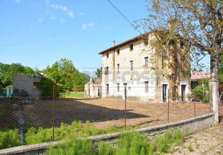 Villa i Rivignano, Udine, Rivignano - € 69.000 | Ref: C-003 - foto 1