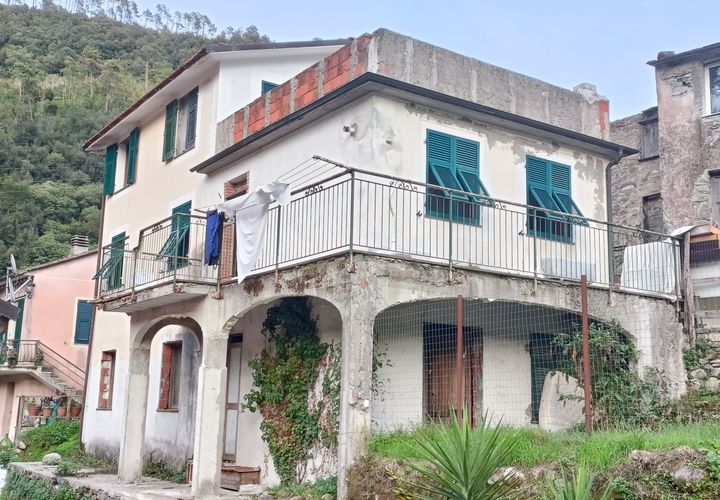 Villa a Ne, Genoa, Ne - € 135.000 | Ref: 23411 - foto 1