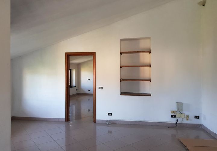Erhvervsejendom i Lucca, Lucca, Lucca - € 385.000 | Ref: 5248 - foto 1