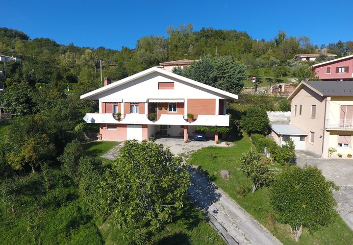 Villa a Farindola, Pescara, Farindola - € 130.000 | Ref: AR482 - foto 1