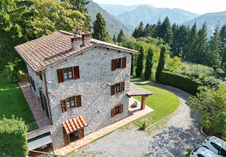 Villa a Pescaglia, Lucca, Pescaglia - € 850.000 | Ref: IA01915 - foto 1