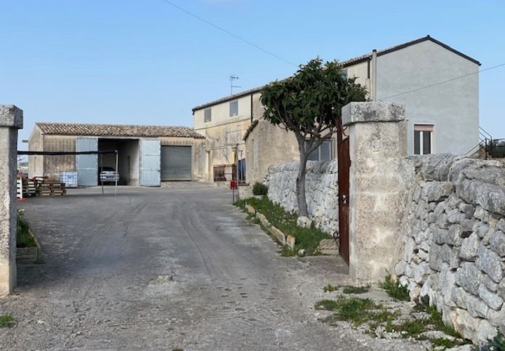 Villa a Modica, Ragusa, Modica - € 400.000 | Ref: 10920 - foto 1