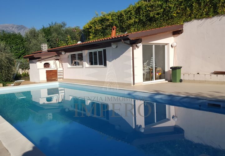 Villa i Ventimiglia, Imperia, Ventimiglia - € 999.000 | Ref: 1373 - foto 1