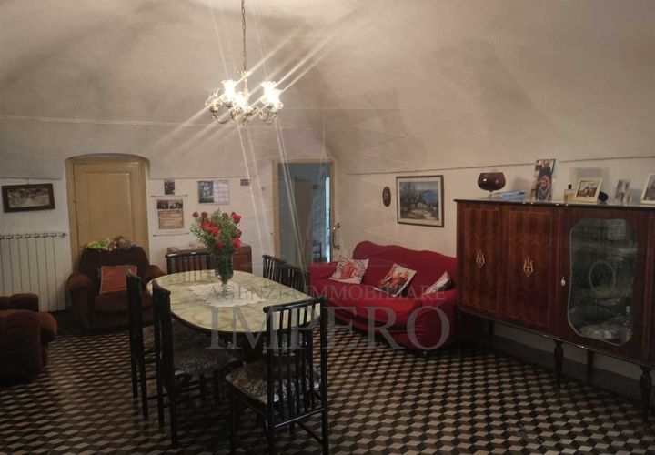 Byhus i Isolabona, Imperia, Isolabona - € 110.000 | Ref: 21968 - foto 1