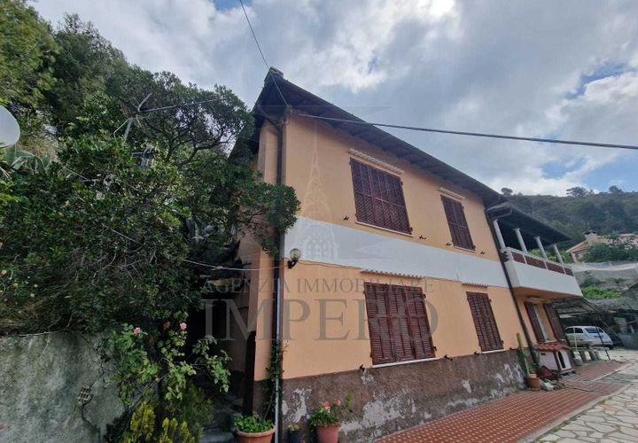 Villa a Ventimiglia, Imperia, Ventimiglia - € 349.000 | Ref: 21996 - foto 1