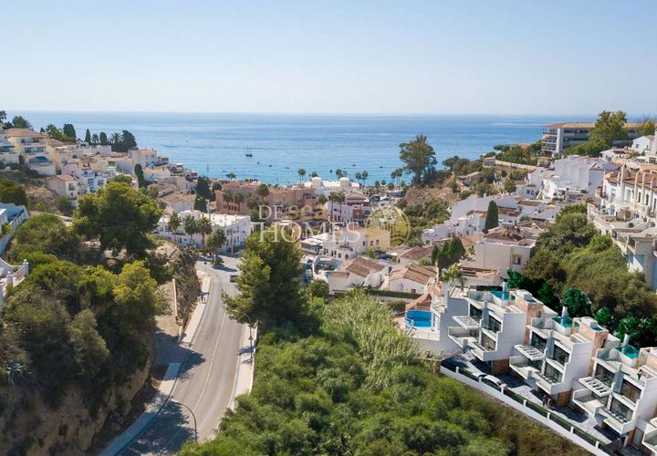 Villa i Nerja, Malaga, Nerja - € 800.000 | Ref: DH30108 - foto 1