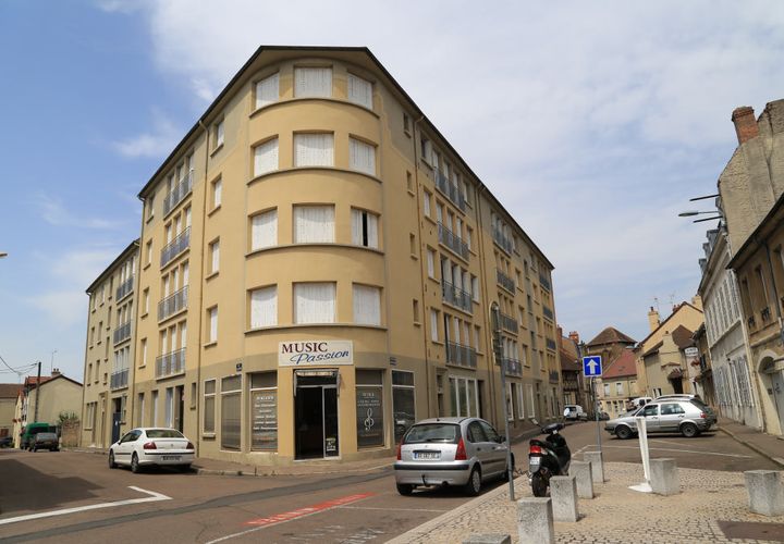 Erhvervsejendom i Autun, Saone-et-Loire, Autun - € 40.000 | Ref: 4484-3 - foto 1