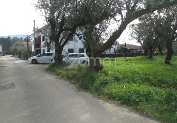 Helårsgrund i Lousa, Coimbra, Lousa - € 105.000 | Ref: ZMPT555759 - foto 1