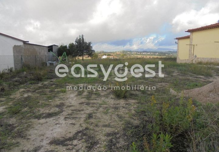 Helårsgrund i Olaia e Paco, Santarem, Olaia e Paco - € 42.500 | Ref: TM91857 - foto 1