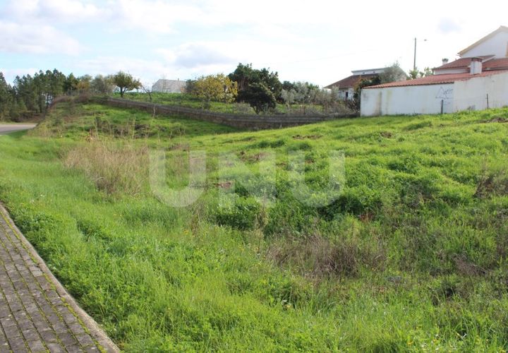 Tomt i Proenca-a-Nova, Castelo Branco, Proenca-a-Nova - € 29 600 | Ref: UNU.I.1783.12555 - foto 1